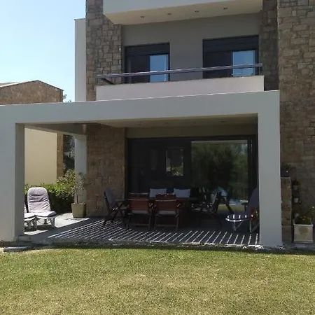 Vilă Beach Nest Avaton *